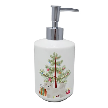Carolines Treasures 7 x 3.5 in. Kyi-Leo Christmas Tree Ceramic Soap Dispenser CK3467SOAP